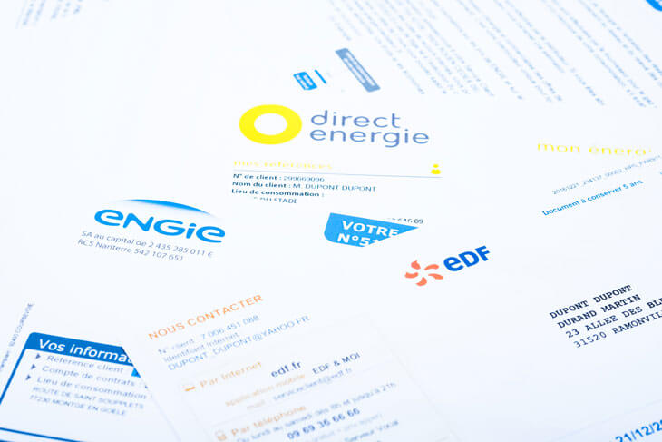 Factures d'électricité et de gaz analysées par un courtier en énergie