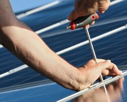 Installation panneaux solaires