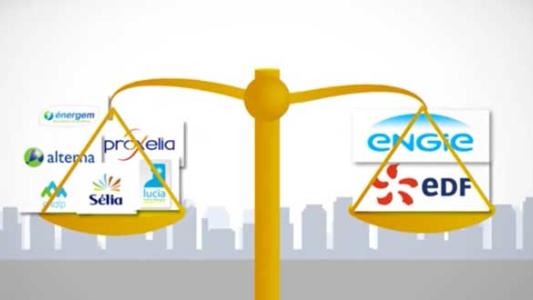 Balance avec des logos de fournisseurs d'énergie en France